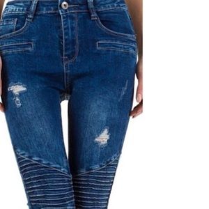 European Designed Jeans Laulia Skinny Jeans. NWT